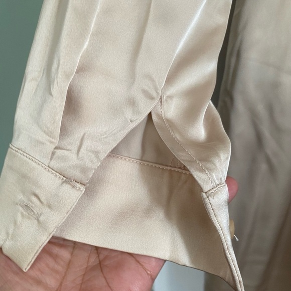 And Now This Front Twist Ling Sleeve Front Buttons Mini Shirt Dress Size: Medium - Picture 9 of 14